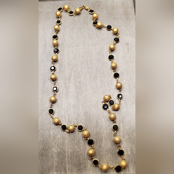 Austrian Crystal Open Back Bezel Necklace Black Gold Vintage Estate - Picture 7 of 10